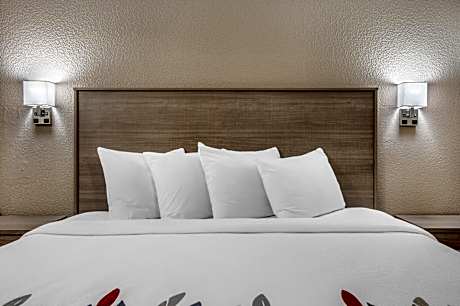 Superior King Room Disability Access Non-Smoking