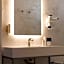 POPULA - The Lifestyle Hotel