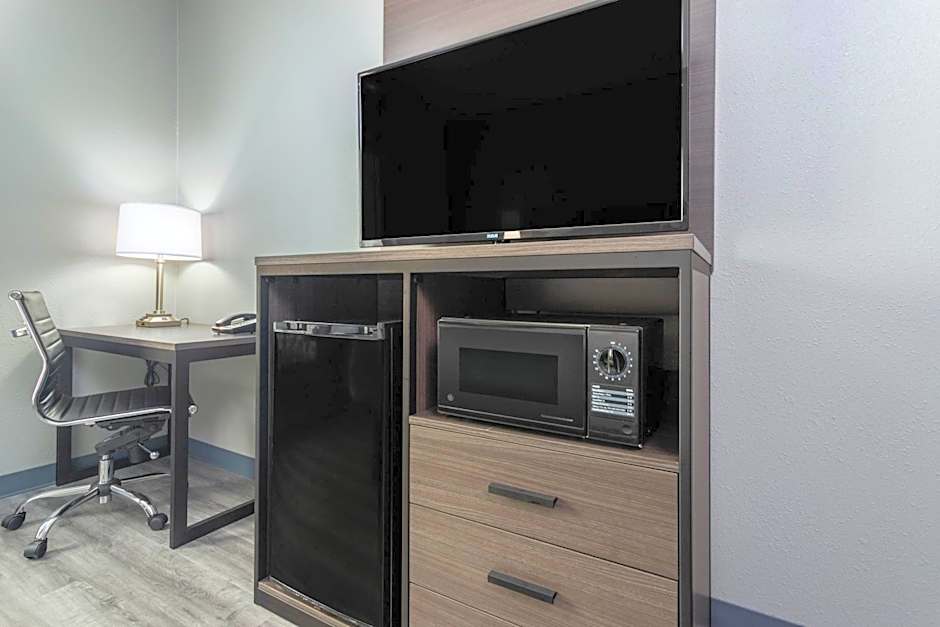 Ramada by Wyndham Sellersburg/Louisville North