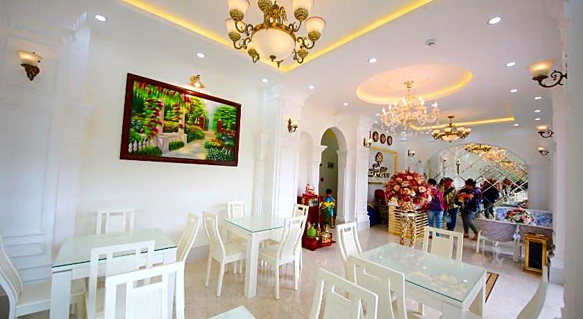 Phương Vy Luxury Hotel 
