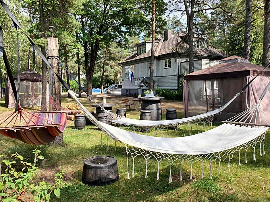 Freedom65 Hostel and Caravan