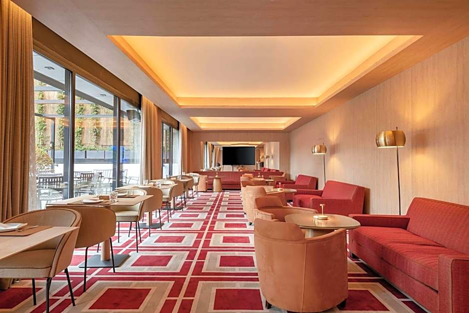 AC Hotel by Marriott Atocha
