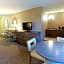 Holiday Inn Express Fargo - West Acres By IHG