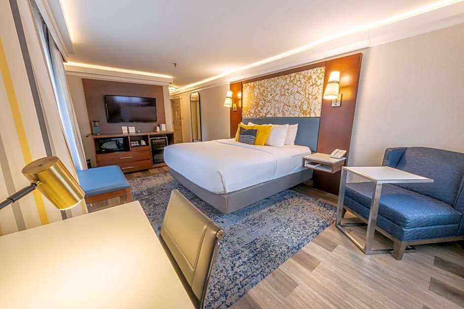 The Westfield Inn, BW Signature Collection