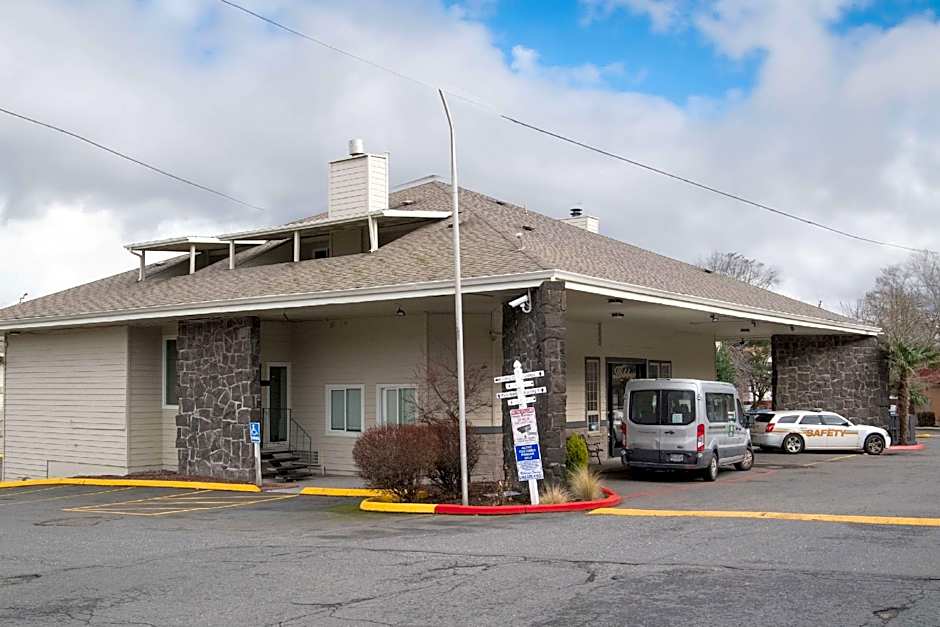 Quality Inn Portland Airport PDX – Portland, OR