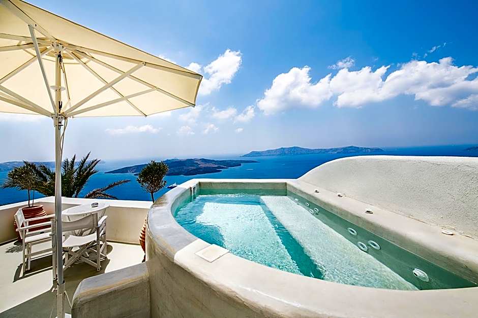 Pantelia Suites
