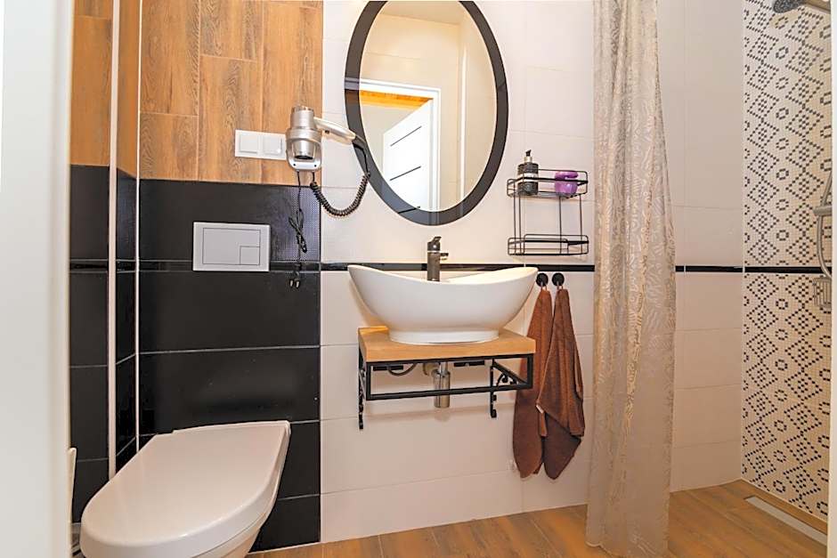 Apartamenty Golden Village