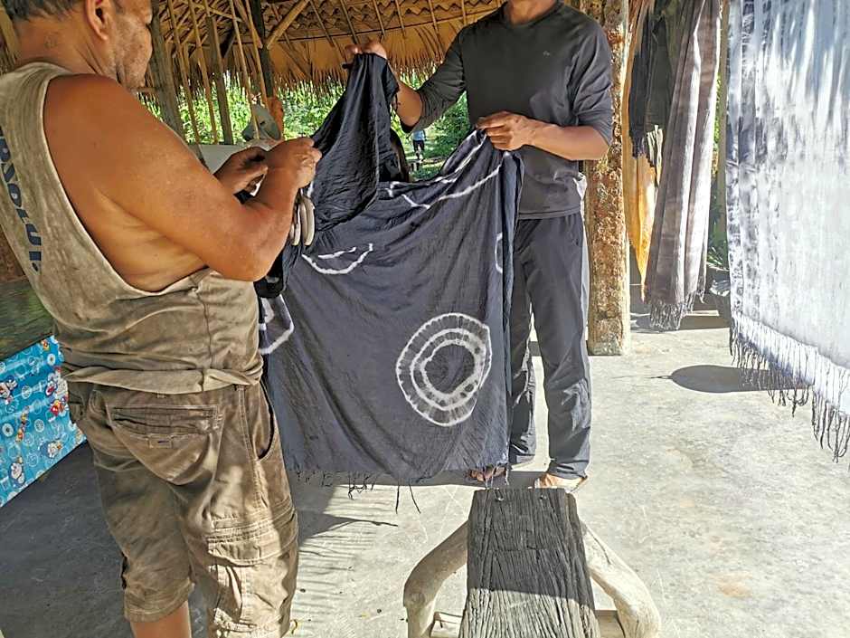 Baan​ Tonlamphu​ Pakpra