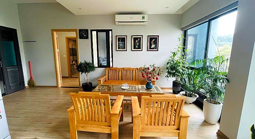 The Light Hotel Halong