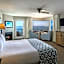 Cambria Landing Inn & Suites