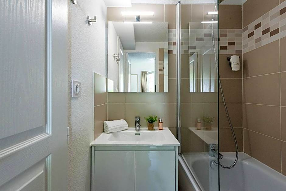 Comfort Aparthotel Mandelieu la Napoule Village