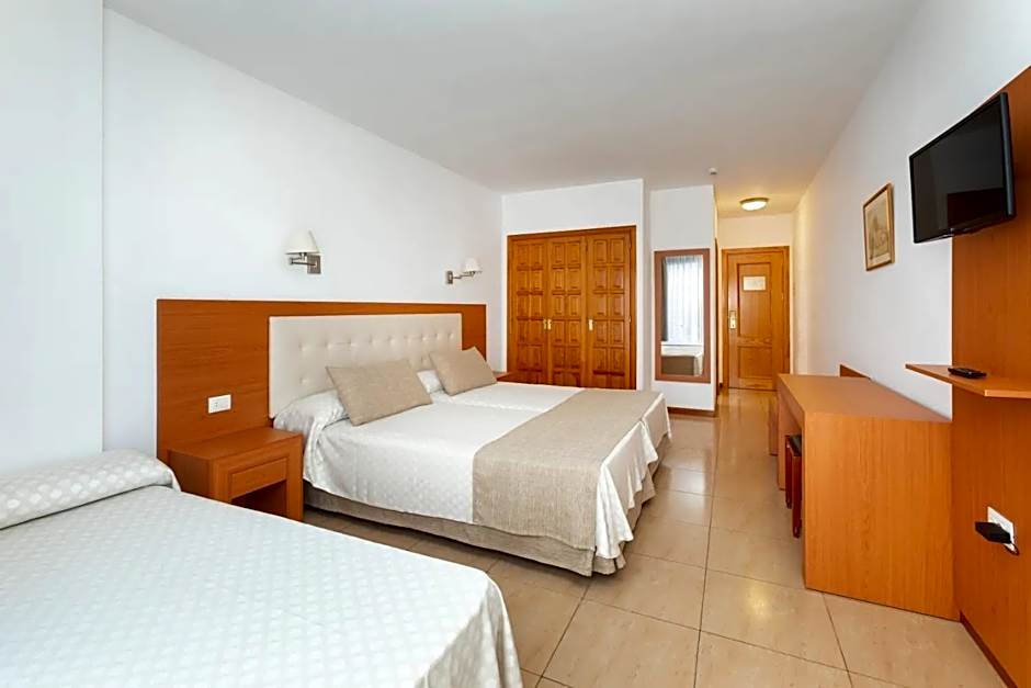 Hotel Don Manolito