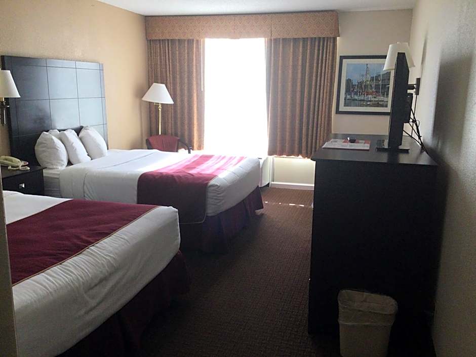 Ramada Hotel & Conference Center by Wyndham Grayling