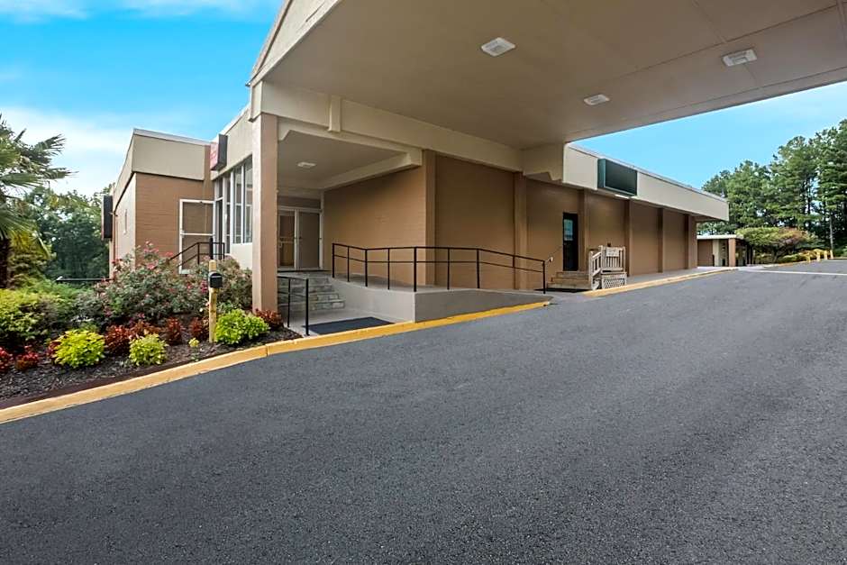 Red Roof Inn Atlanta Airport NE - Conley