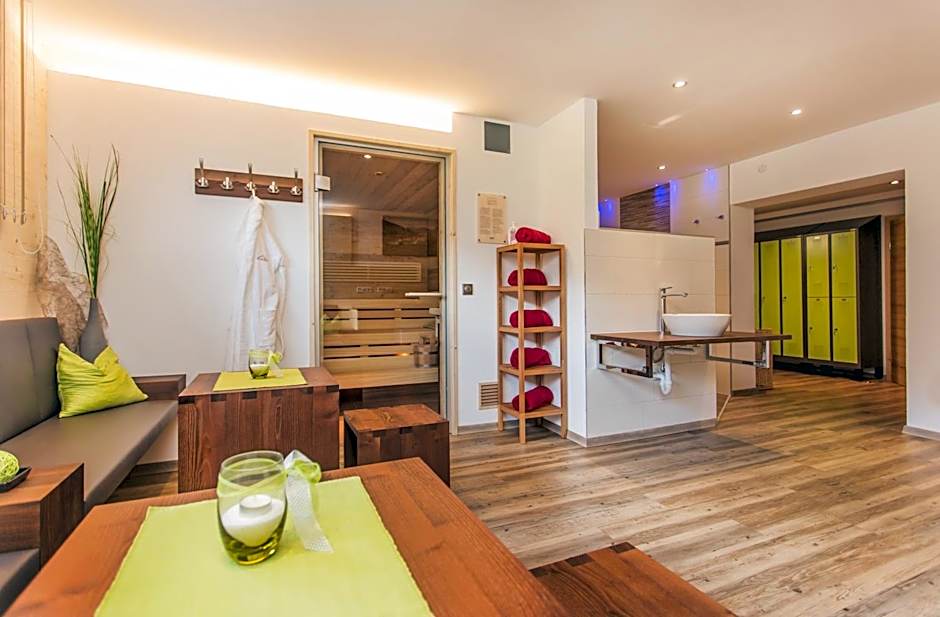 Alpen Gasthof Apartments Hohe Burg