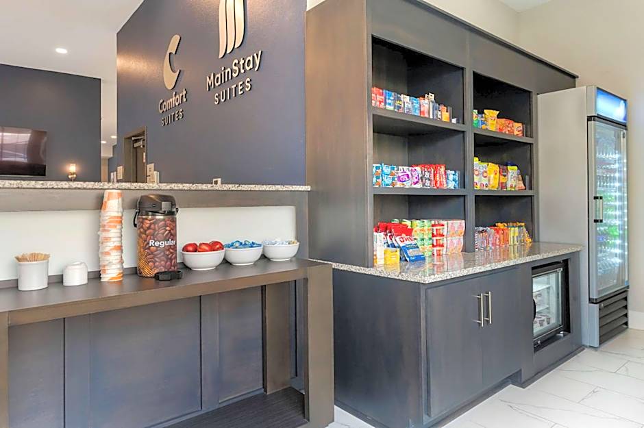 MainStay Suites Cincinnati University - Uptown