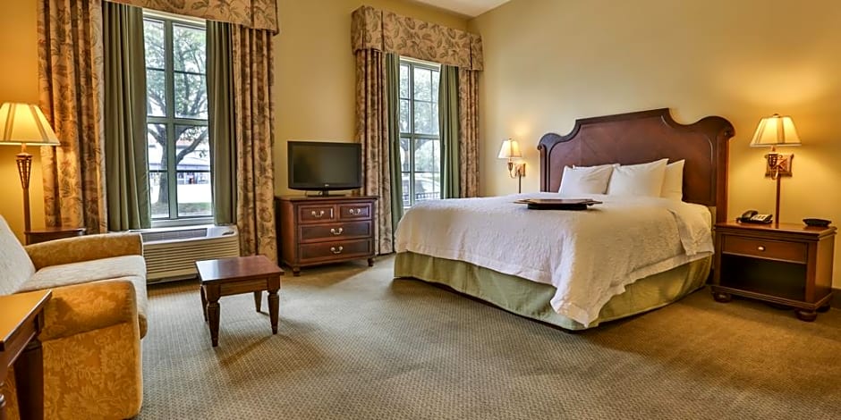 Hampton Inn & Suites Savannah