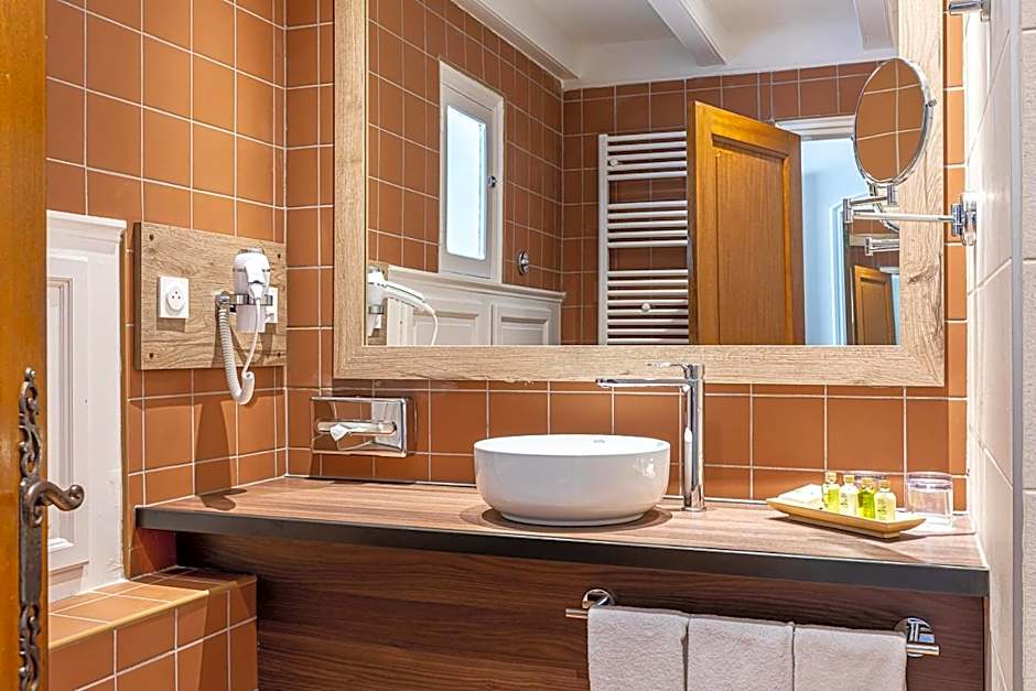 Auberge Cavaliere du Pont des Bannes