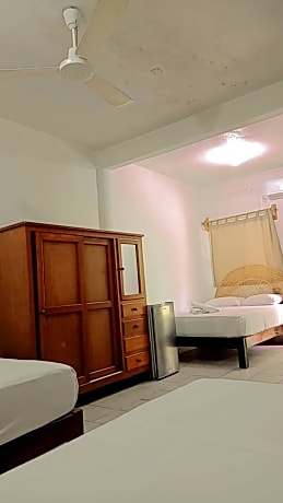 HABITACION 3 CAMAS MATRIMONIALES..