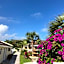 Colony Club Inn & Suites