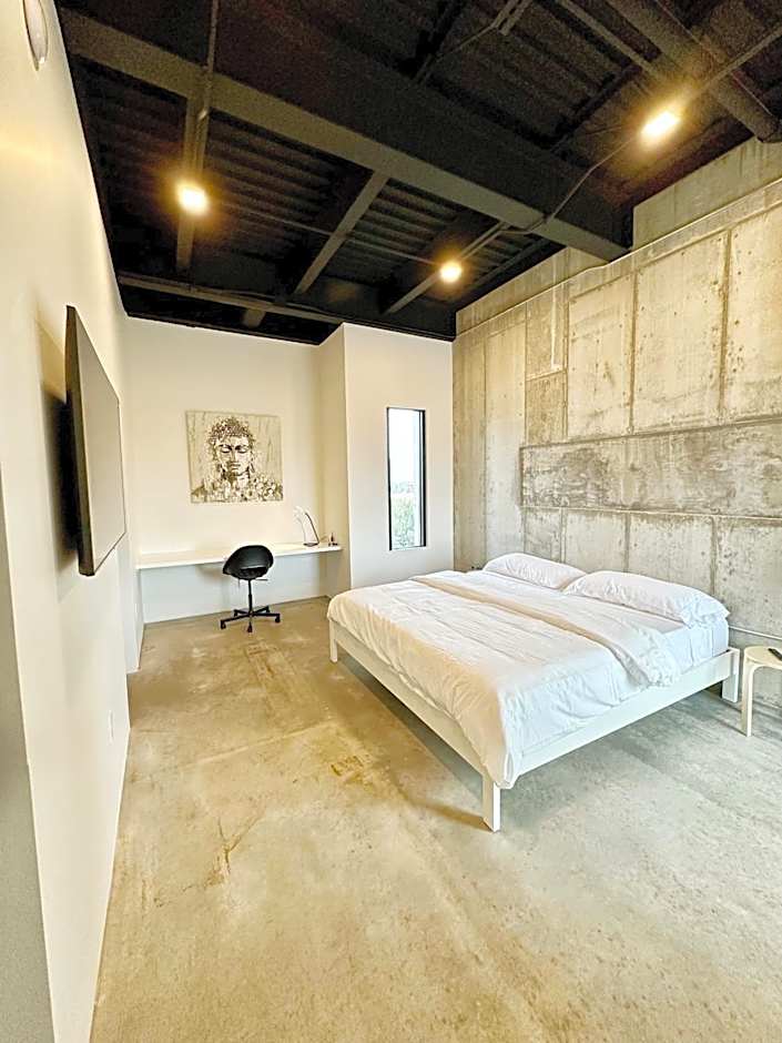 Left Frame Lofts 410, Where luxury meets history