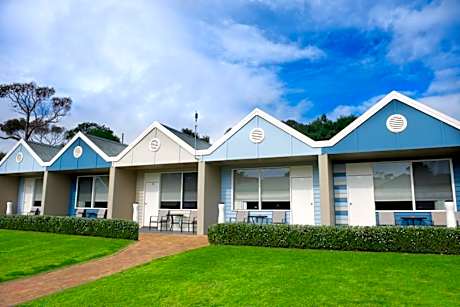 Sorrento Beach Motel