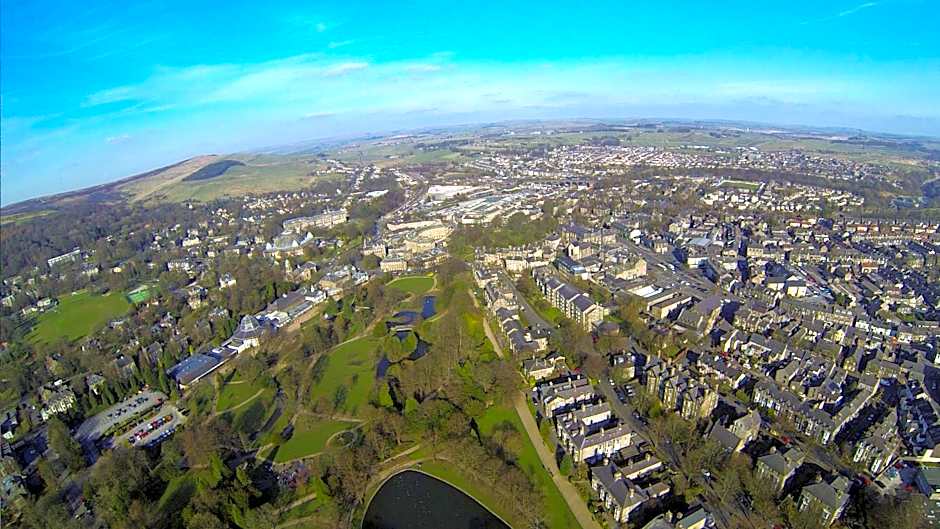 The Queen's Head Hotel