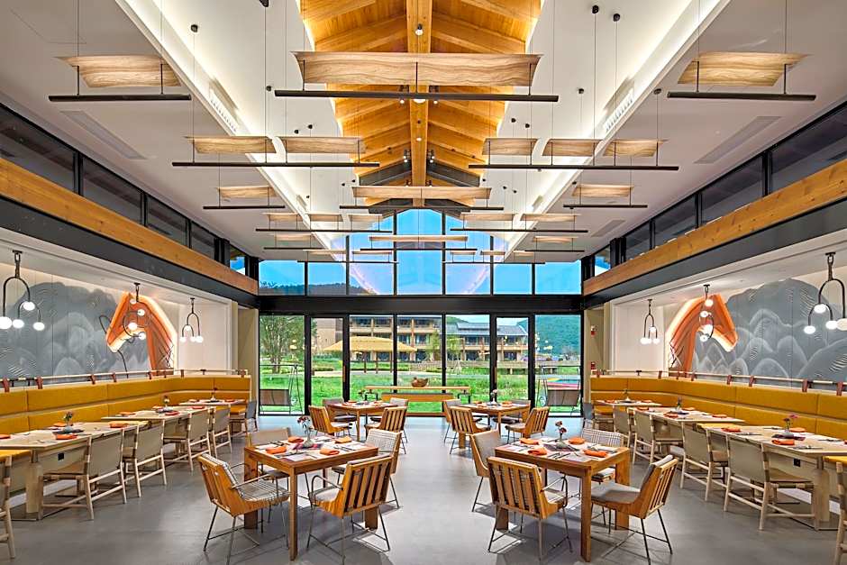 Hotel Indigo Lugu Lake By IHG