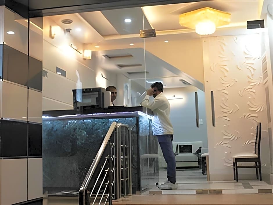 Hotel Central Residency