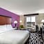 La Quinta Inn & Suites by Wyndham Norwich-Plainfield-Casino