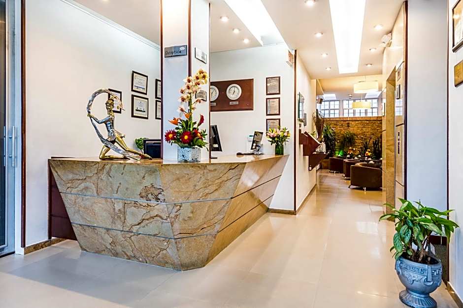 Hotel Platinum Suite