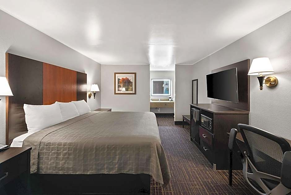 Best Western Executive Inn
