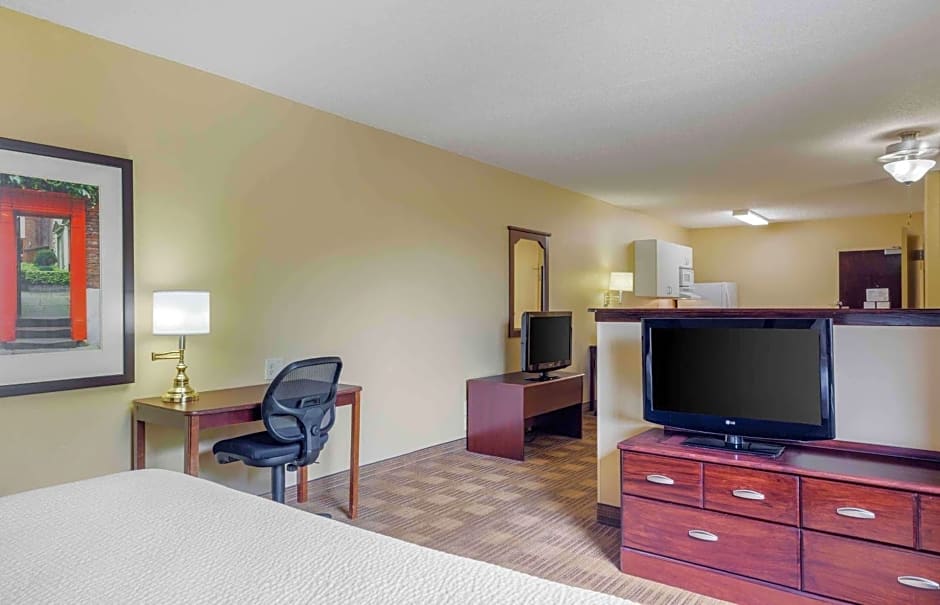 Extended Stay America Suites - Providence - West Warwick