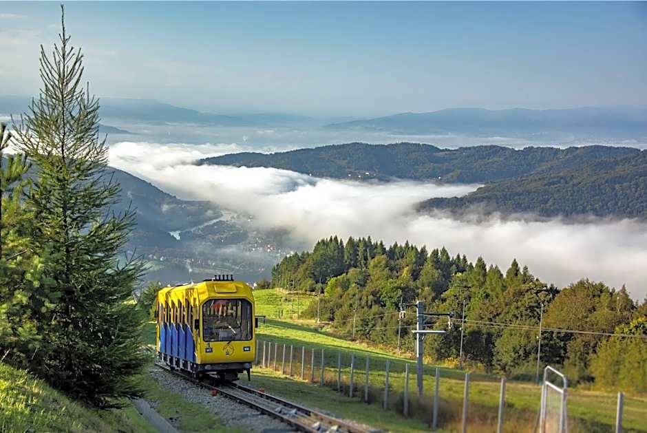 Klimatyczna Chatka u Podnóża Góry