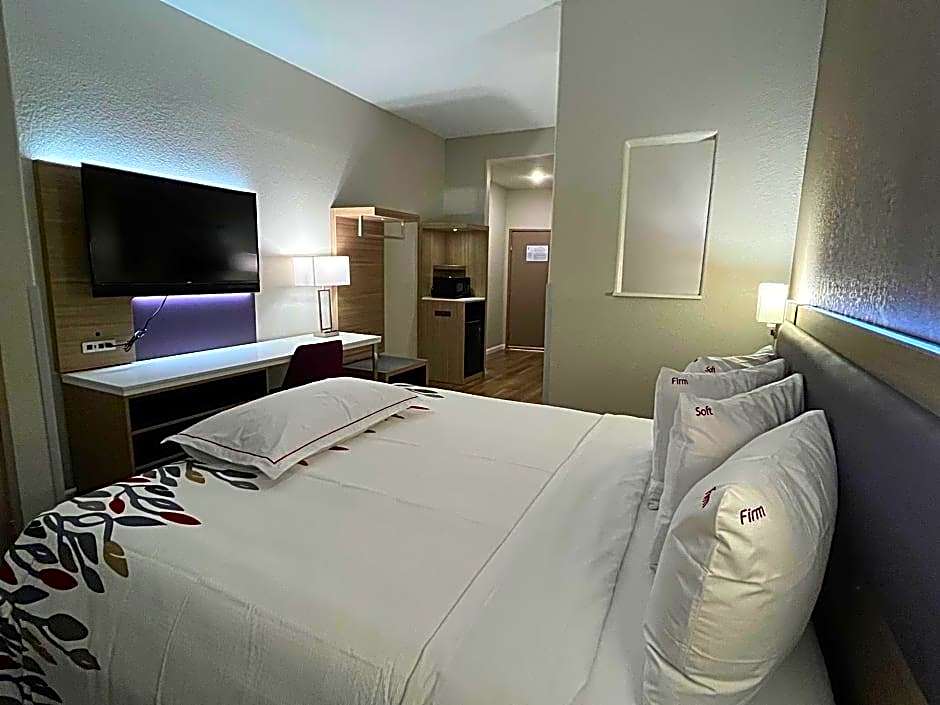 Quality Suites North Ih 35