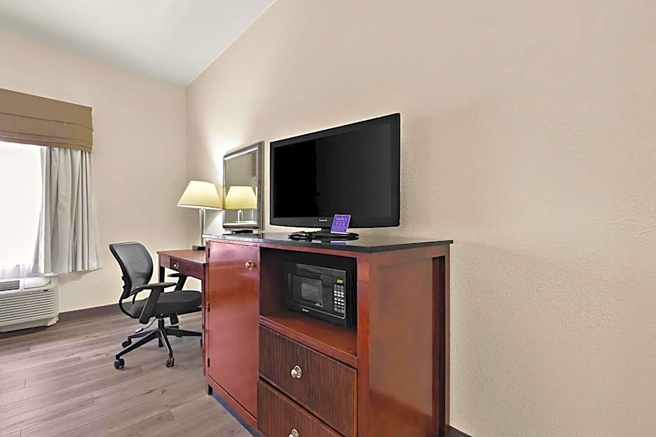 Sleep Inn & Suites near Joint Base Andrews-Washington Area