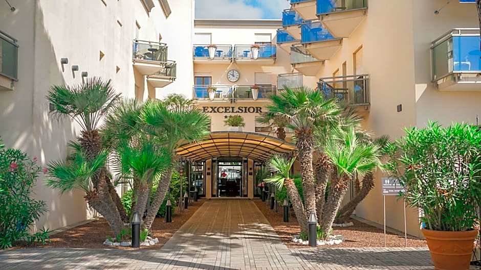 Hotel Excelsior