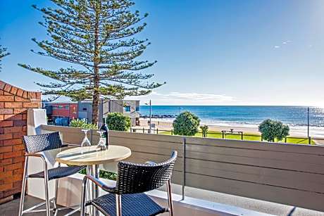 Beachfront Voyager Motor Inn