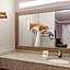 Days Inn by Wyndham San Francisco S/Oyster Point Airport