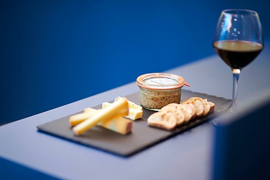 Seven Urban Suites Nantes Centre