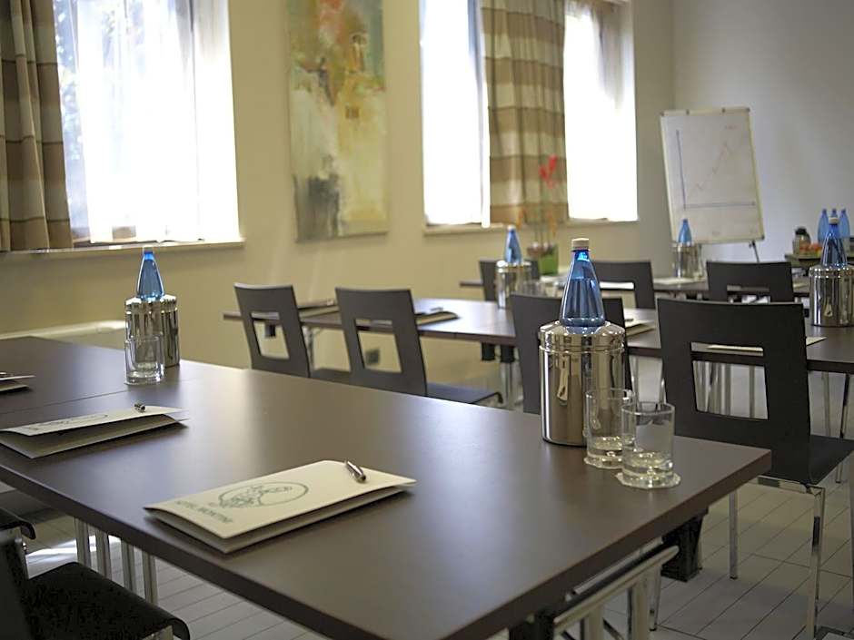 Hotel Montini Linate Airport