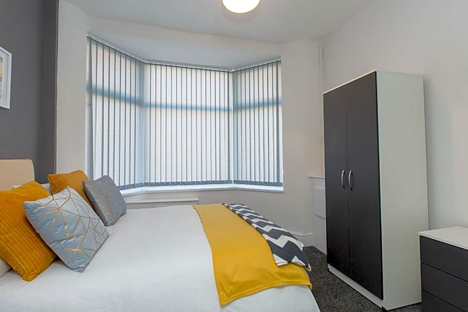 Townhouse @ 58 Brooklyn St - Crewe