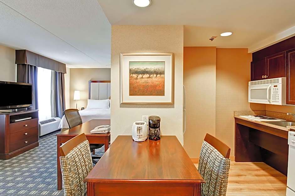 Homewood Suites By Hilton Toronto-Mississauga