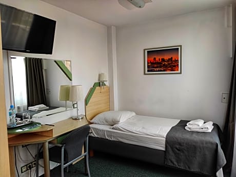 triple room standard +