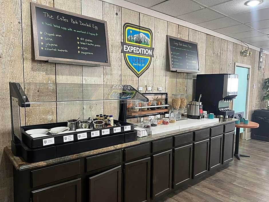 Expedition Lodge Estes Park at Rocky Mtn National Park