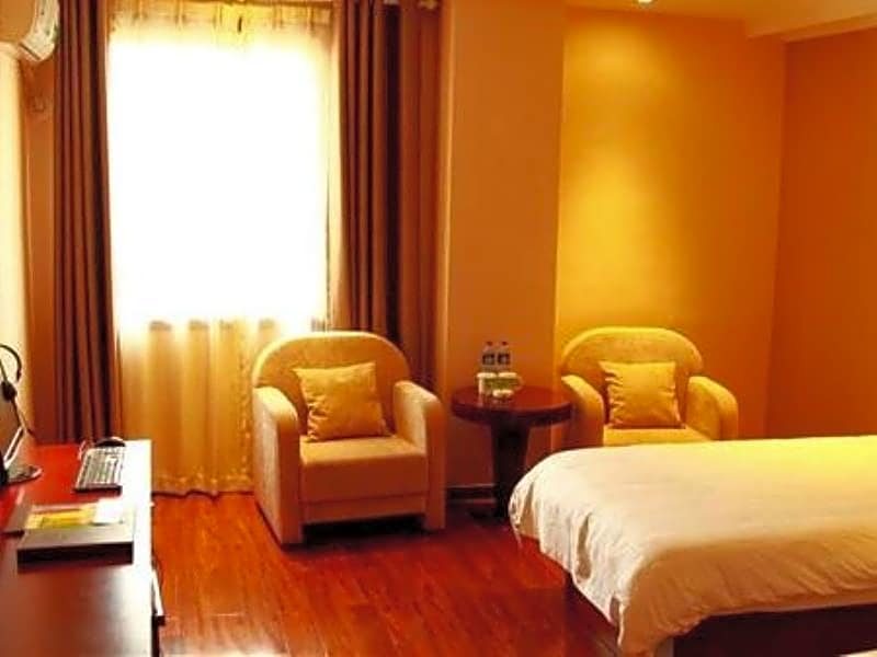 GreenTree Inn Chuzhou Wandong International Car City Express Hotel