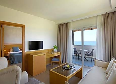 Superior Family Room Limited Sea View