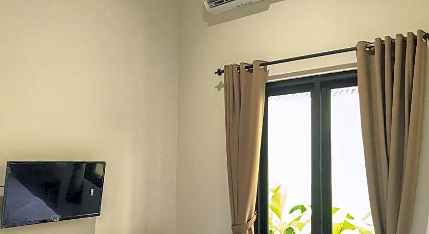 RedDoorz Syariah near Stasiun Madiun 2