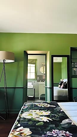 Superior Double Room with Bath