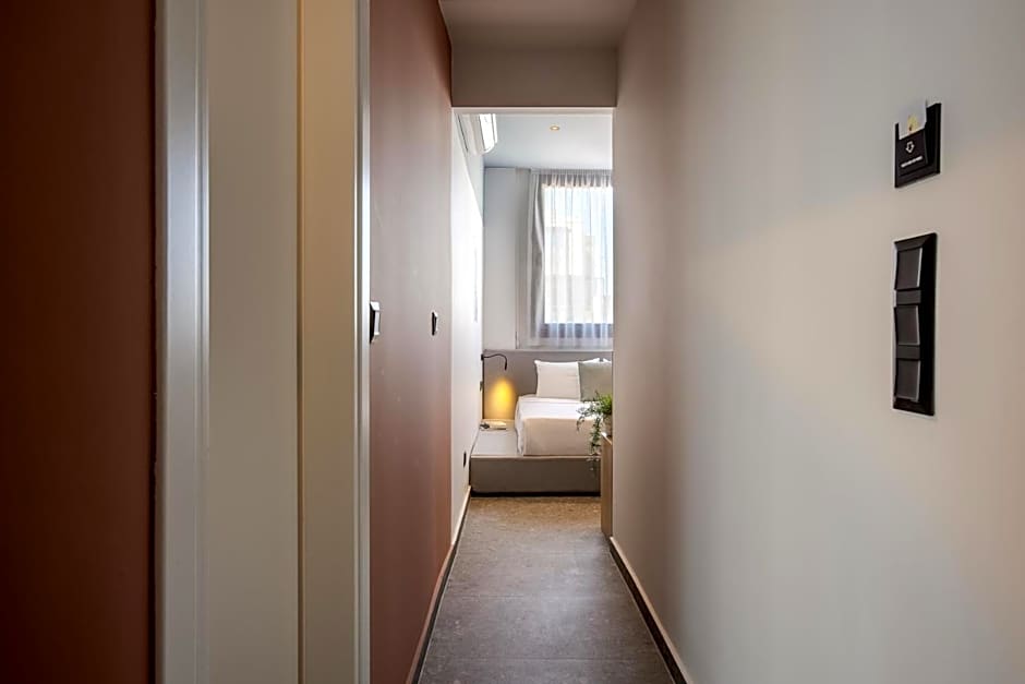 Bonnie Athens by Nin&Bau